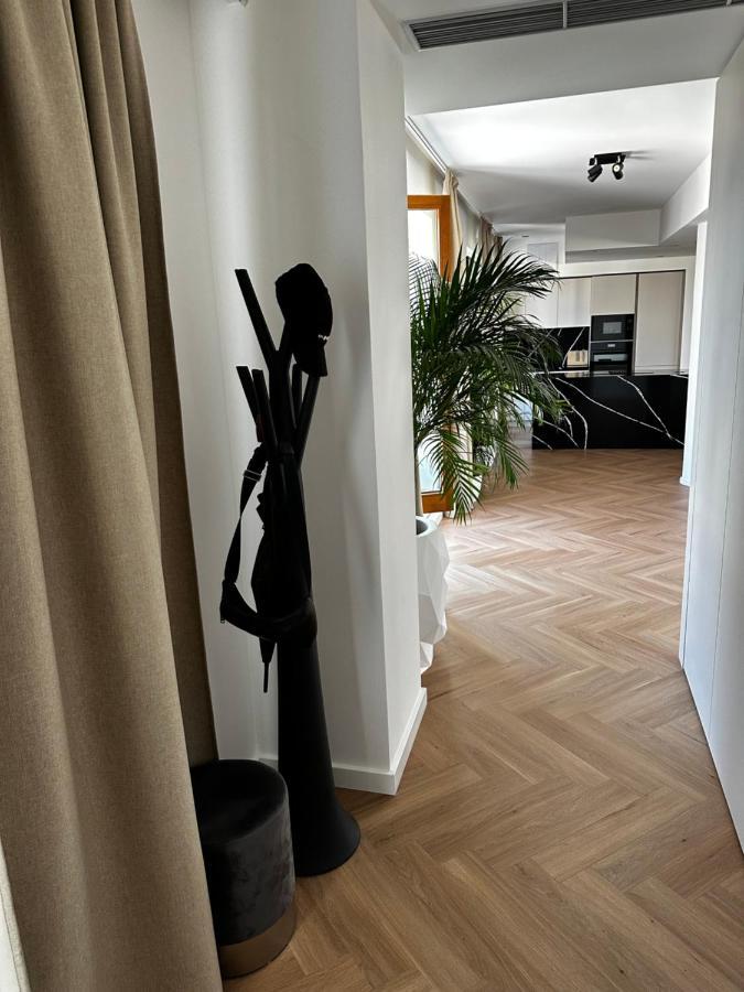 Luxury Penthouse At The Historical Centre With Free Parking Apartment บราติสลาวา ภายนอก รูปภาพ